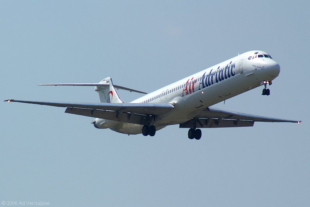 9A-CBJ-20060510-PICT0133-big[1].jpg